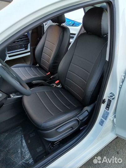 Чехлы на Фольксваген Пассат Б6 VW Passat B6 черные