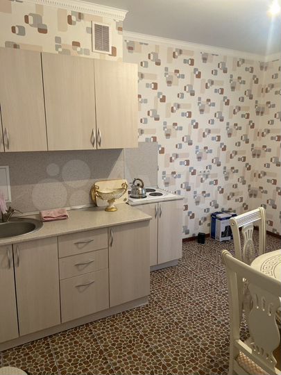 2-к. квартира, 73 м², 10/19 эт.