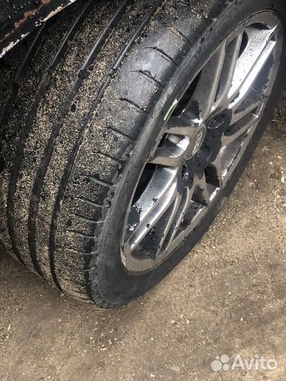 Nokian Tyres Hakka Black 235/45 R17 S