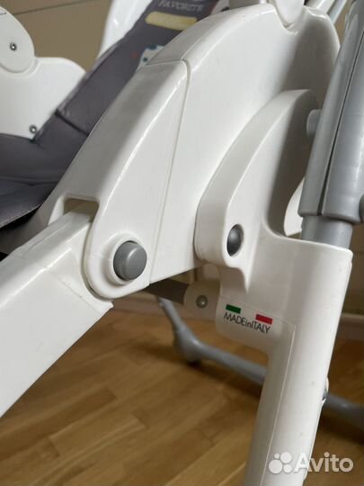 Стульчик для кормления brevi