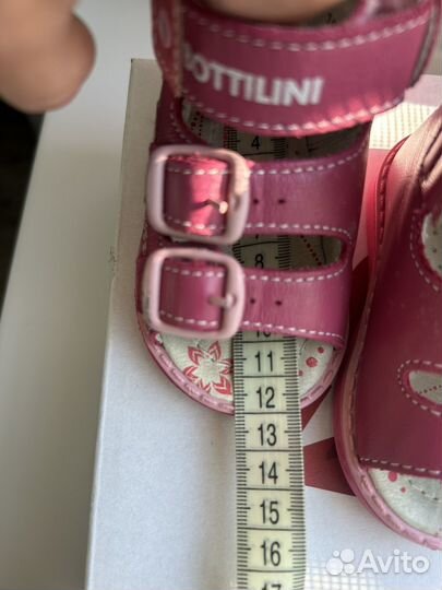 Сандалии для девочки bottilini 19