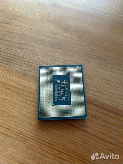Процессор intel core i3 12100f