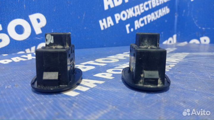 Кнопка открывания багажника Daewoo Nexia седан