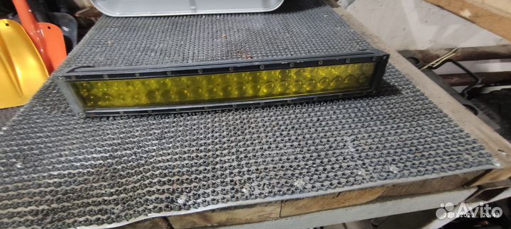 Фара диодная 12в