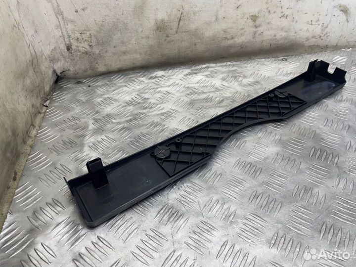 Накладка под номер Toyota Camry V55 2arfe 2015