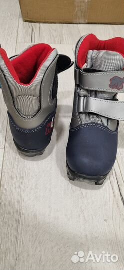 Лыжные ботинки
