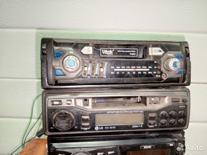 Кассетная магнитола автомобильная