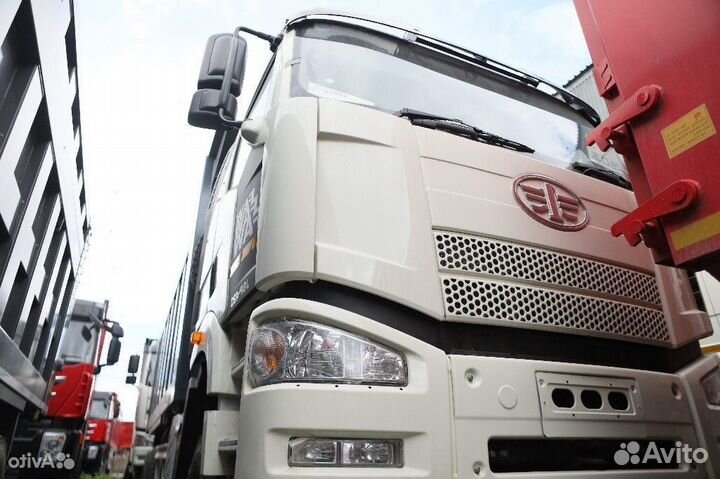 FAW J6 CA3310P66K24T4E5, 2023