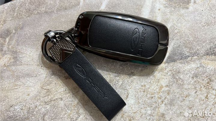 Чехол на ключ Чери Chery + брелок ключа Чери