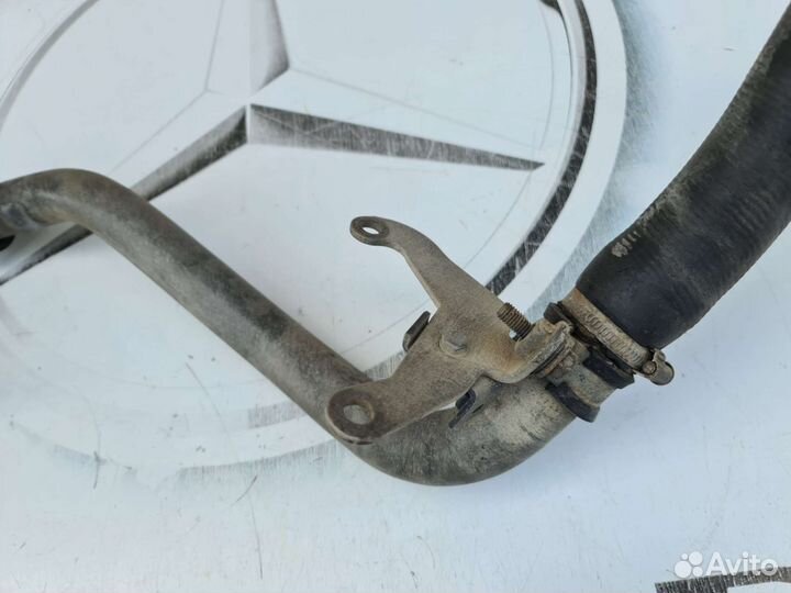 Патрубок охлаждающей жидкости Mercedes W638