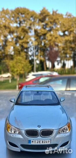 BMW М5 Е60, 1:18 Maisto