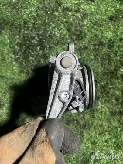 Дроссельная заслонка Renault Laguna 1 1.6 K4M