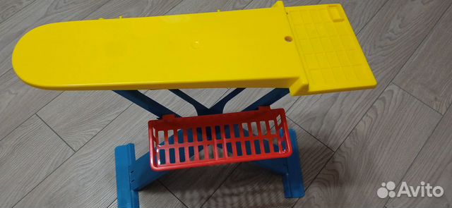 Игушечная гладильная доска