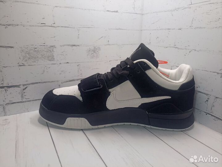 Кроссовки Nike Jordan Travis Scott