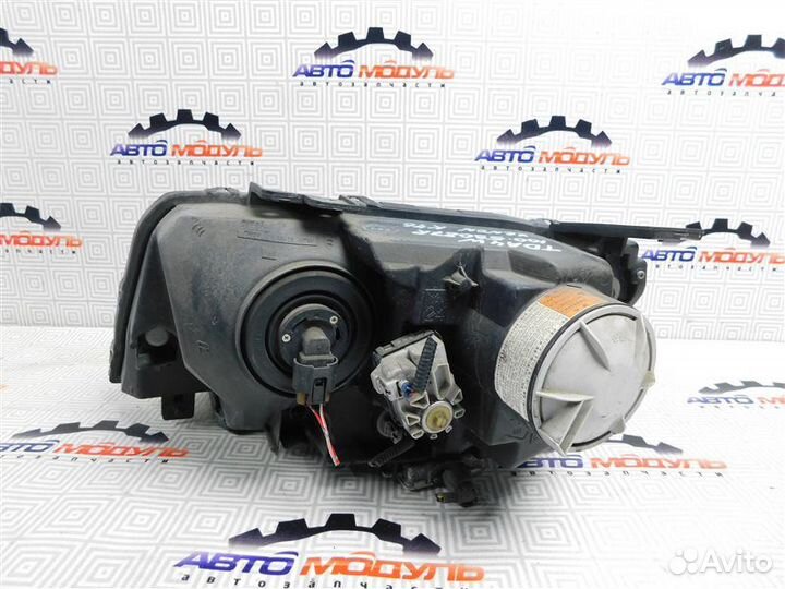 Фара правая Suzuki Escudo TDA4W-201246 J24B 2009