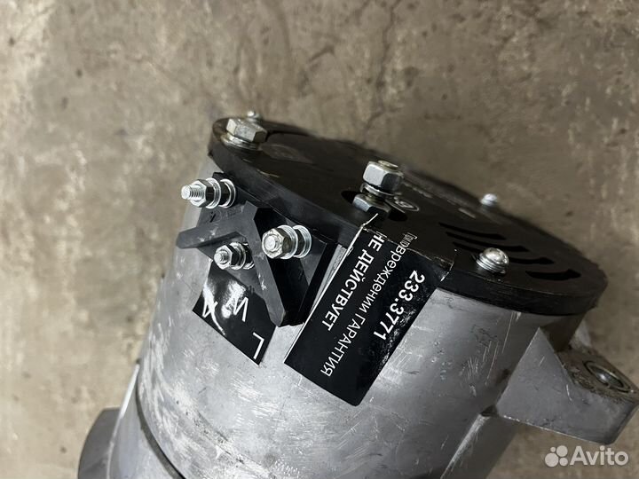 Генератор 233.3771