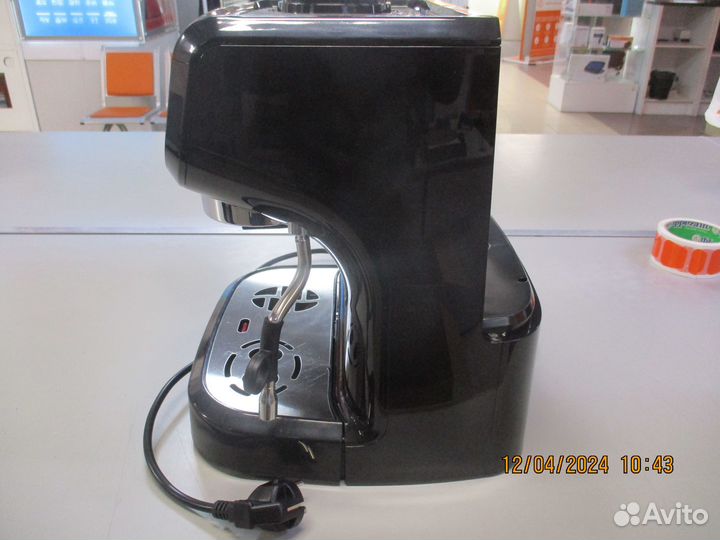 Кофеварка KitFort кт-7108, рожковая, черный / сере