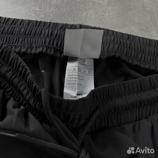 Шорты Nike Big Swoosh