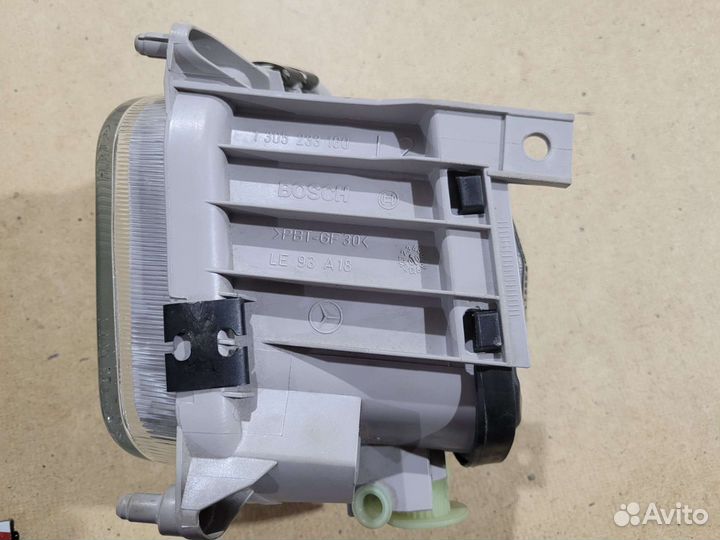 Пт фара Мерседес