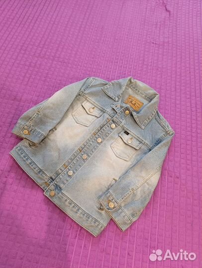 Джинсовая куртка женская