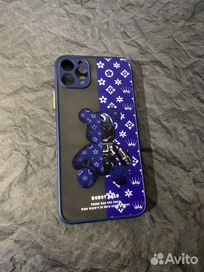 Чехлы на iPhone 11 pro max RobotBear,Louis Vuitton