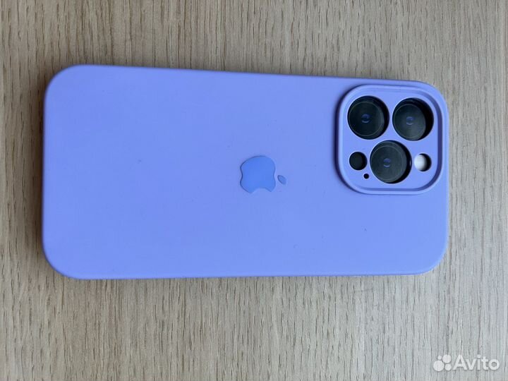 Чехол на iPhone 13 pro