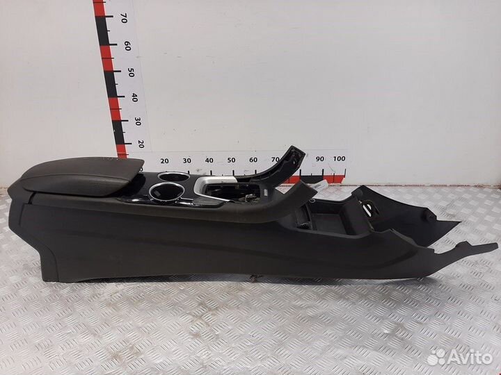 Подлокотник для Ford Fusion (USA) 2 DS7Z5406024AB