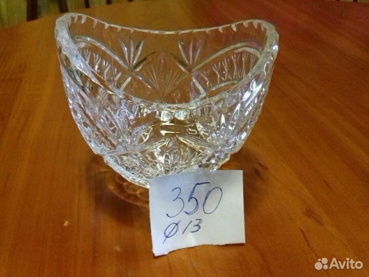 Хрустальные салатницы и ладьи