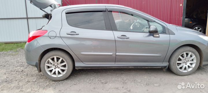 Peugeot 308 1.6 МТ, 2011, 143 895 км