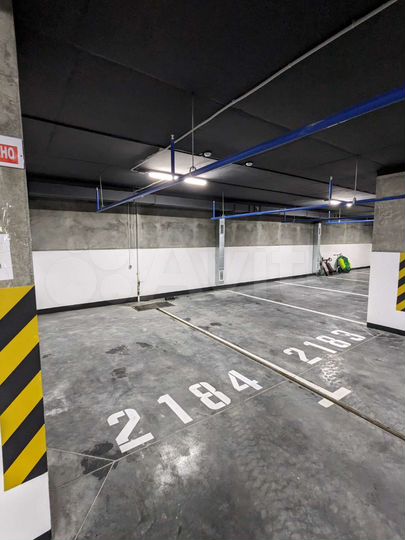 Машиноместо, 14 м²