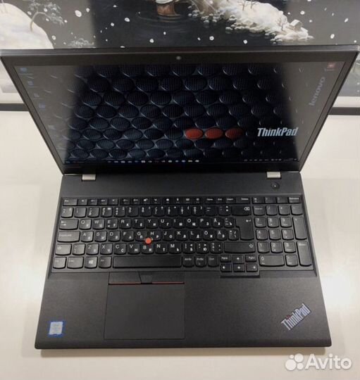 Lenovo ThinkPad T570 i7-7600U 2.9Gh/8Gb/1tbssd