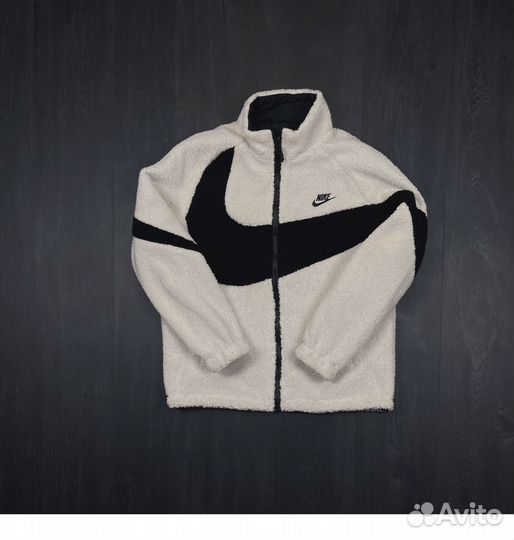 Куртка весенняя двухсторонняя Nike барашка