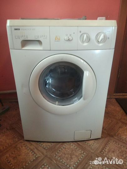 Стиральная машина на запчасти Zanussi
