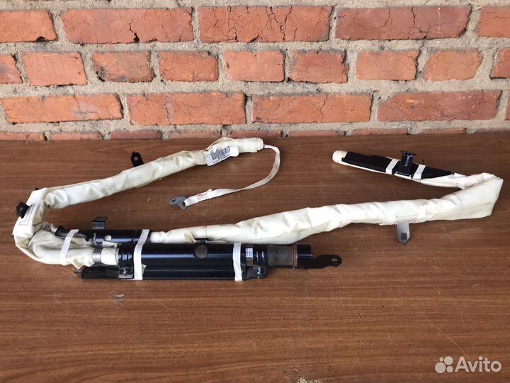 Шторка безопасности правая Mitsubishi Lancer 9