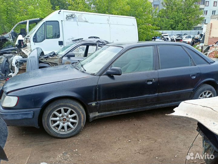 Разбор на запчасти Audi 100