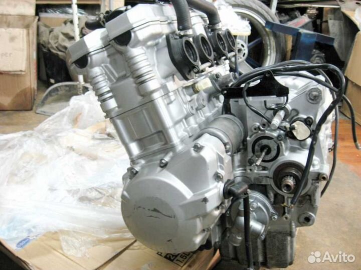 Двигатель GSF1250 SA 2009, W705