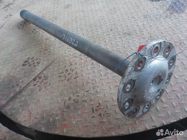 Полуось правая Mercedes-Benz Actros 9483571101