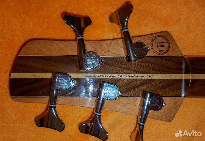 Мастеровая бас гитара Fodera