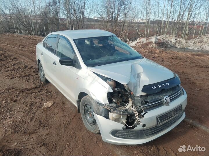 VW Polo 2012 седан - разбор на запчасти