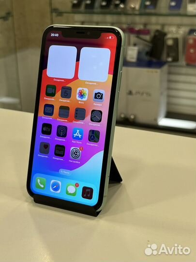 iPhone 11, 64 ГБ