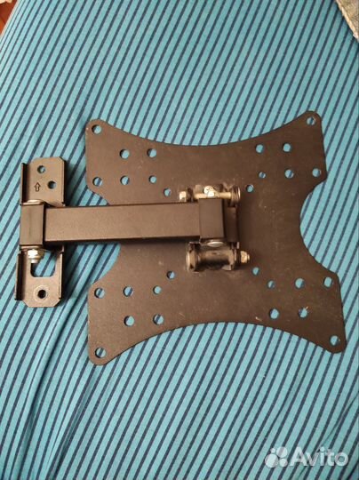 Кронштейн для монитора настенный