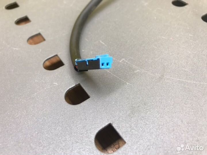 Вентилятор блока предохранителей Mercedes-Benz