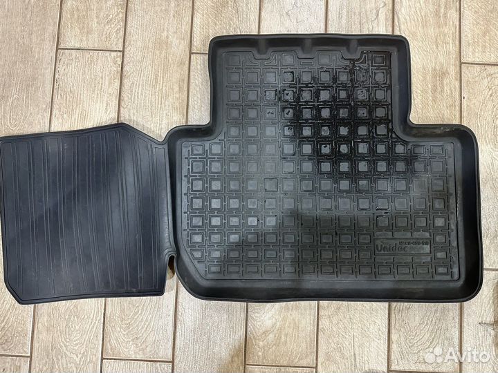 Комплект резиновых ковриков для Outlander 3