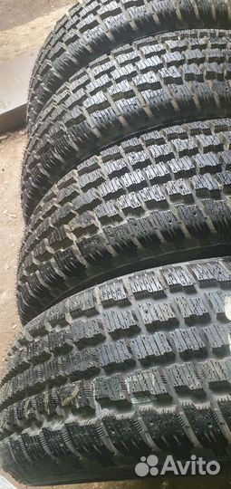Cooper Weather-Master S/T 2 215/65 R17 99T