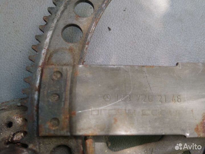 Механические стеклоподьемники на Мерседес W123