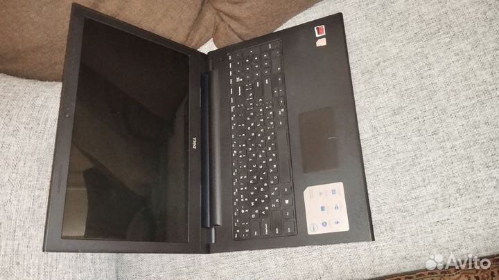 Универсальный ноутбук Dell Inspiron 3541