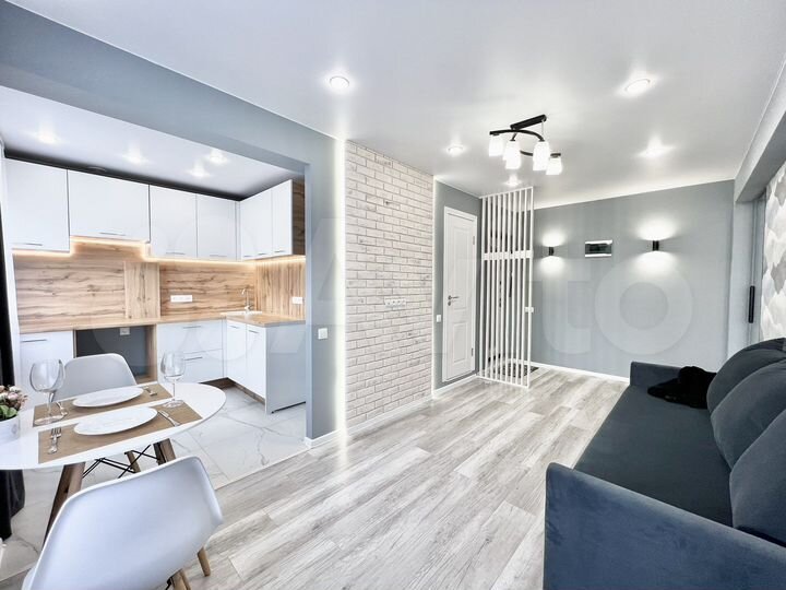 2-к. квартира, 43 м², 5/5 эт.