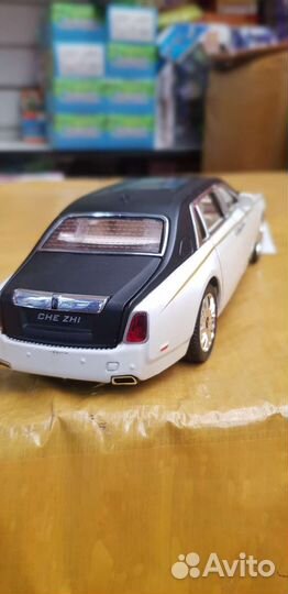 Машинка чёрный Rolls-roys металлическая /моделька