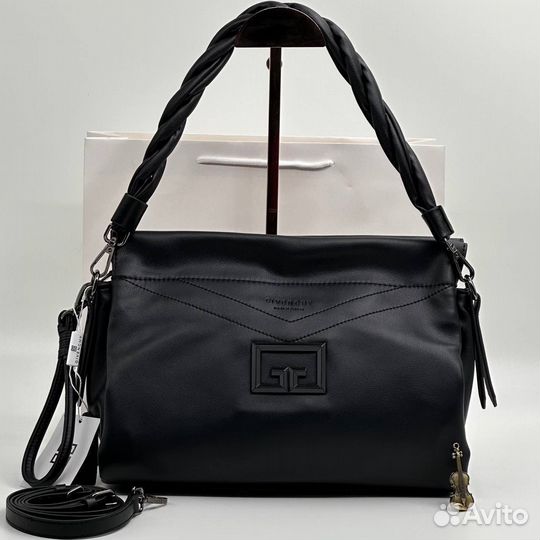 Сумка женская givenchy