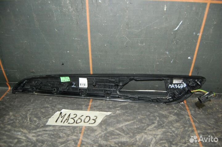 Накладка обшивки двери-Mercedes-Benz GLE CoupeC292